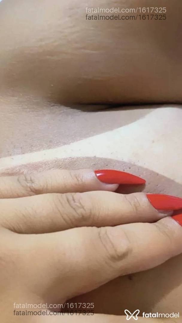 Acompanhante mulher morena (o) de olhos castanhos - Isabella Ferrer