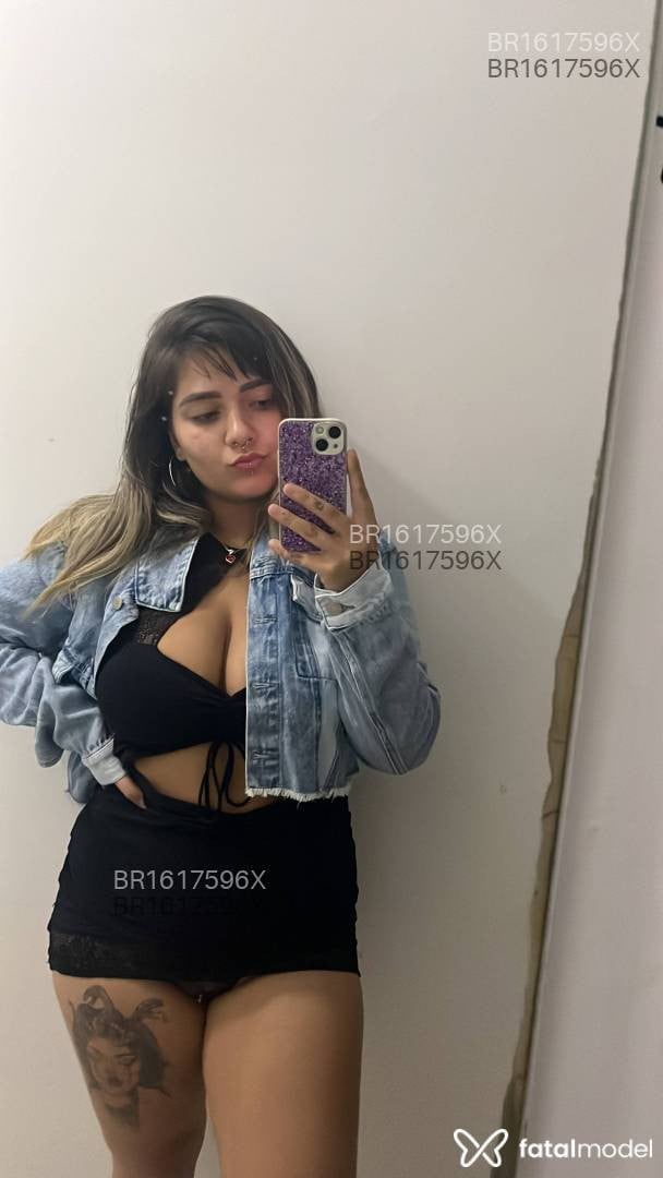 Acompanhante mulher loira (o) de olhos verdes em São Paulo - Maitê Santiago