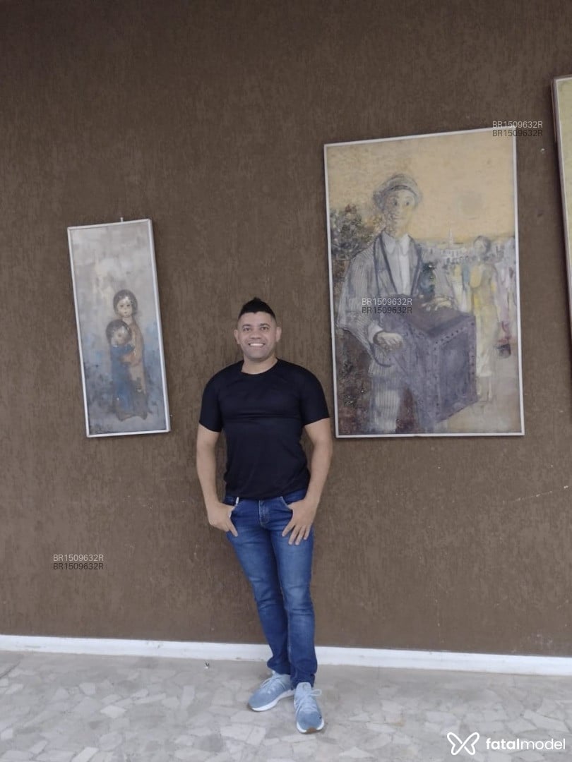 Acompanhante homem morena (o) de olhos mel em Virtual - Ronaldo Manoel