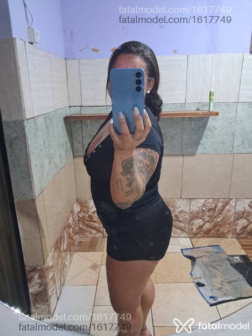 Acompanhante mulher com cabelo castanho de olhos castanhos em Bom Jesus de Goiás Acompanhante mulher com cabelo castanho de olhos castanhos em Bom Jesus de Goiás - Cristina