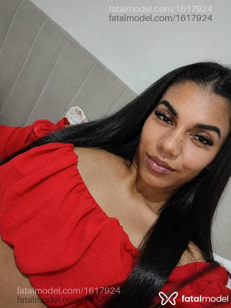 Acompanhante mulher morena (o) de olhos castanhos - Raquel