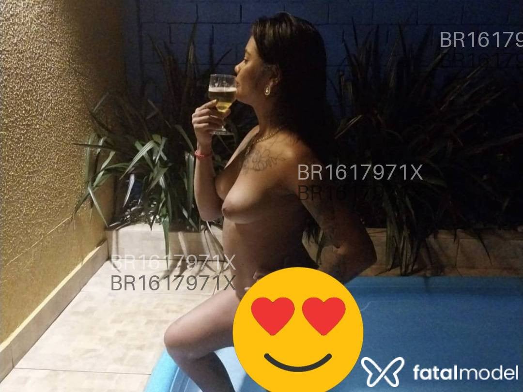 Acompanhante mulher loira (o) de olhos verdes em Pontes e Lacerda - Francielle