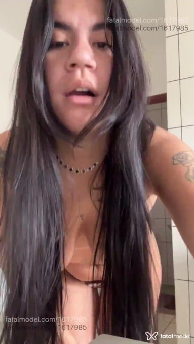 Acompanhante mulher morena (o) de olhos pretos em Teresópolis - Débora