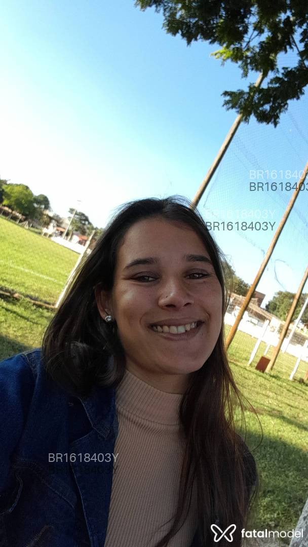 Acompanhante mulher com cabelo castanho de olhos mel em Rio de Janeiro - Jeniffer Silva