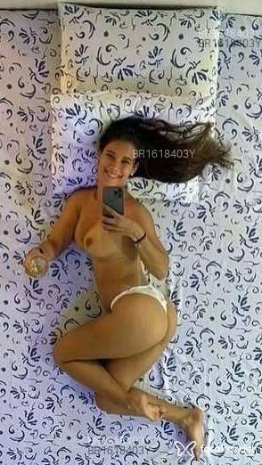 Acompanhante mulher com cabelo castanho de olhos mel em Rio de Janeiro - Jeniffer Silva