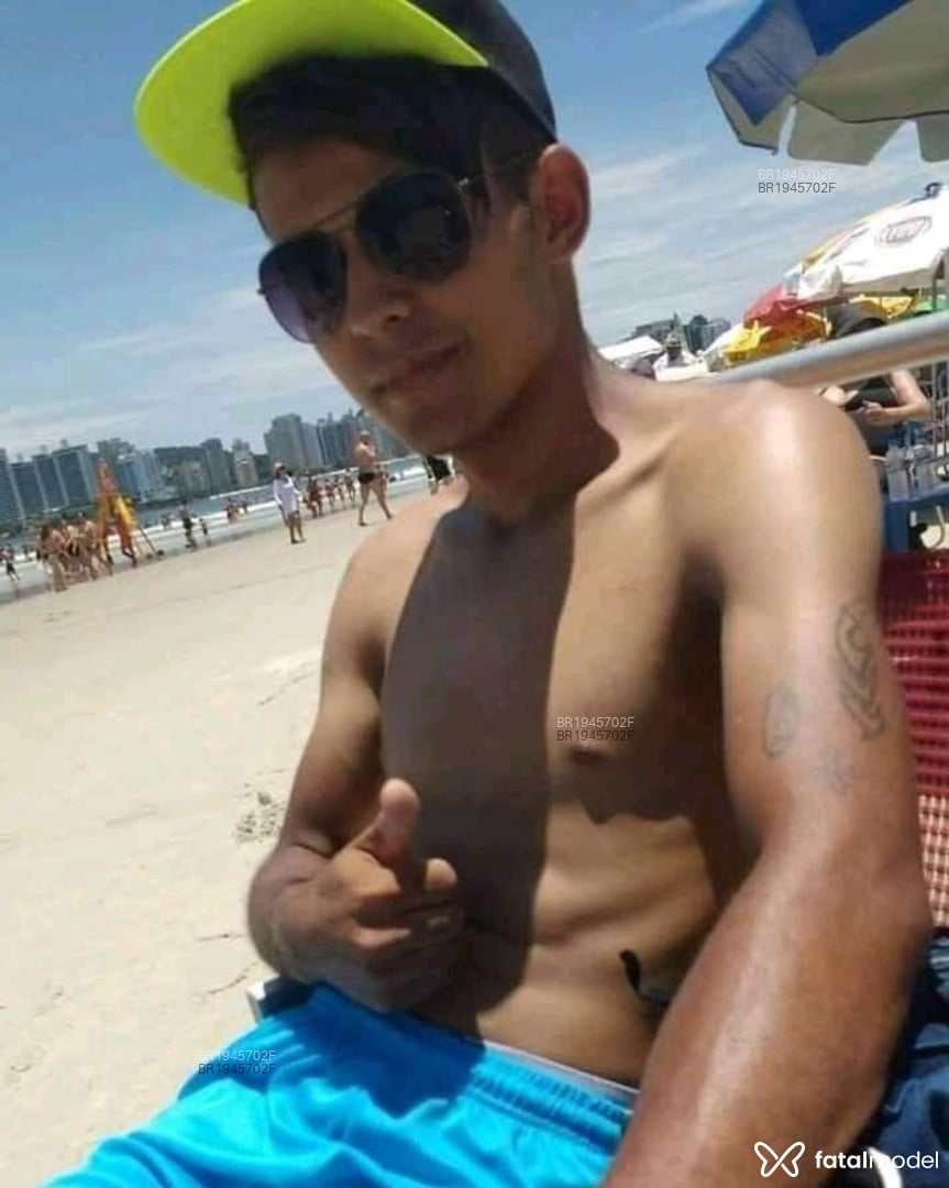 Acompanhante homem com cabelo castanho de olhos castanhos em Piracicaba - Marcos