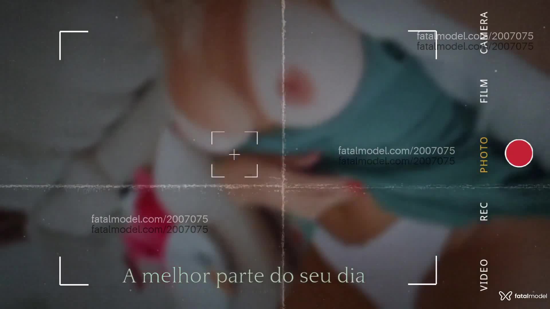 Acompanhante mulher loira (o) de olhos verdes em Balneário Camboriú Acompanhante mulher loira (o) de olhos verdes em Balneário Camboriú - Emily Roos