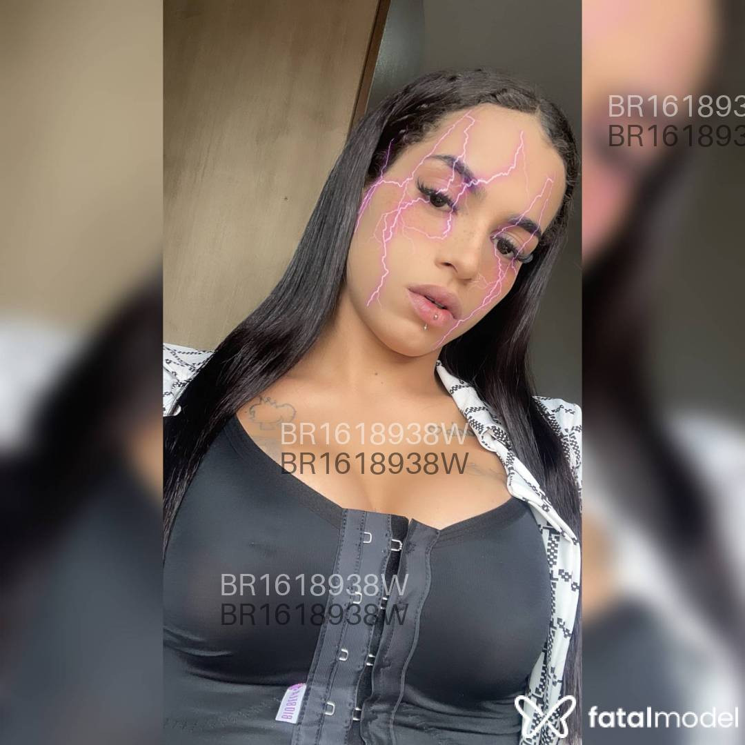 Acompanhante mulher trans morena (o) de olhos castanhos em Linhares - Nifetinhah
