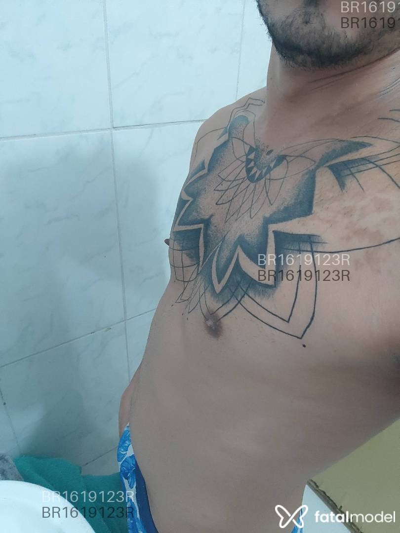 Acompanhante homem morena (o) de olhos pretos em Arapongas Acompanhante homem morena (o) de olhos pretos em Arapongas - Bruninho