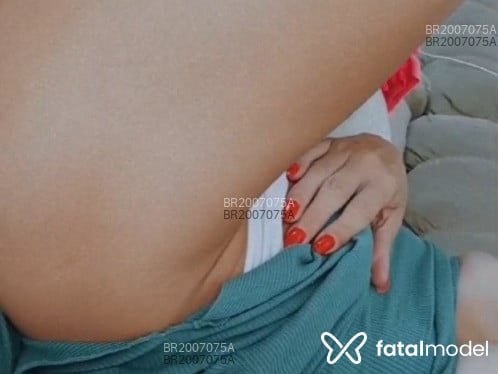 Acompanhante mulher loira (o) de olhos verdes em Balneário Camboriú Acompanhante mulher loira (o) de olhos verdes em Balneário Camboriú - Emily Roos