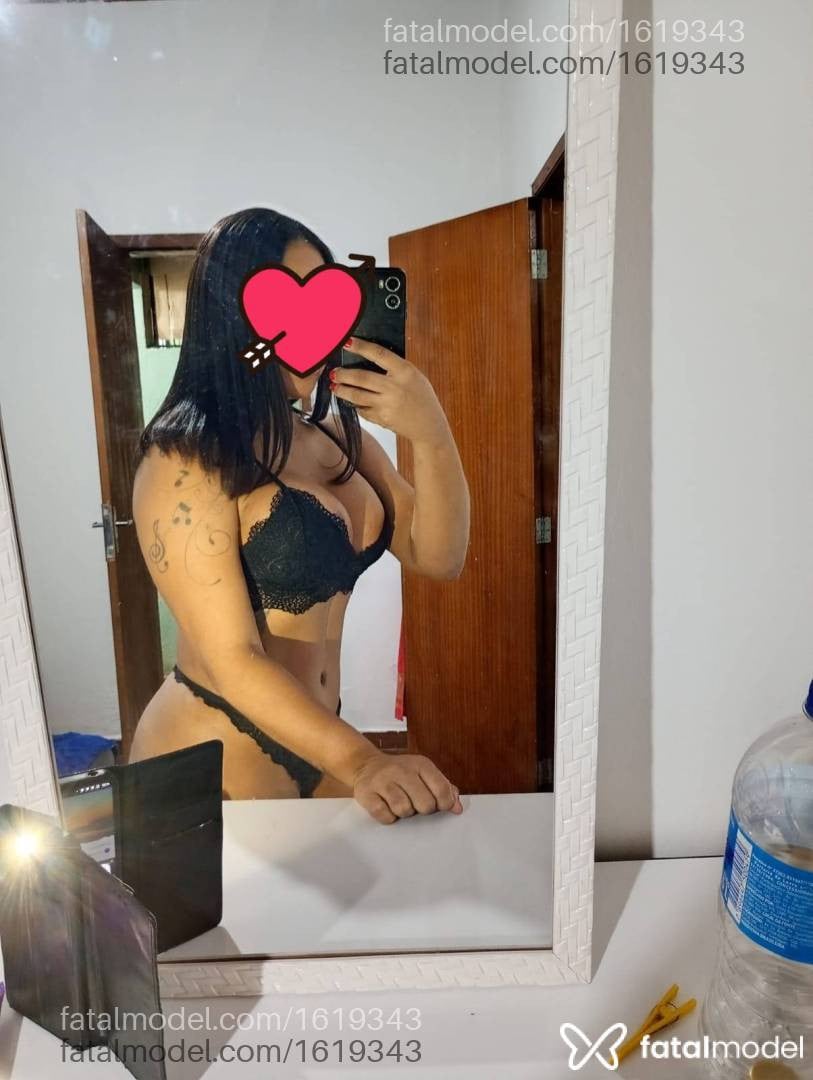 Acompanhante mulher com cabelo castanho de olhos castanhos em São João Del Rei - Mel