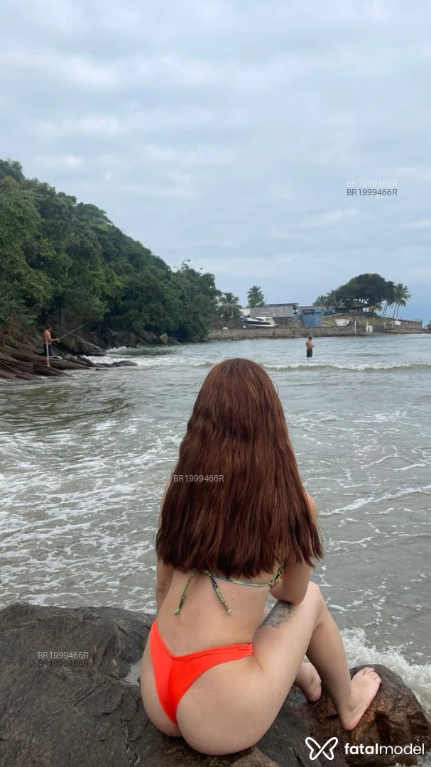 Acompanhante mulher morena (o) de olhos castanhos em Virtual - Beatriz