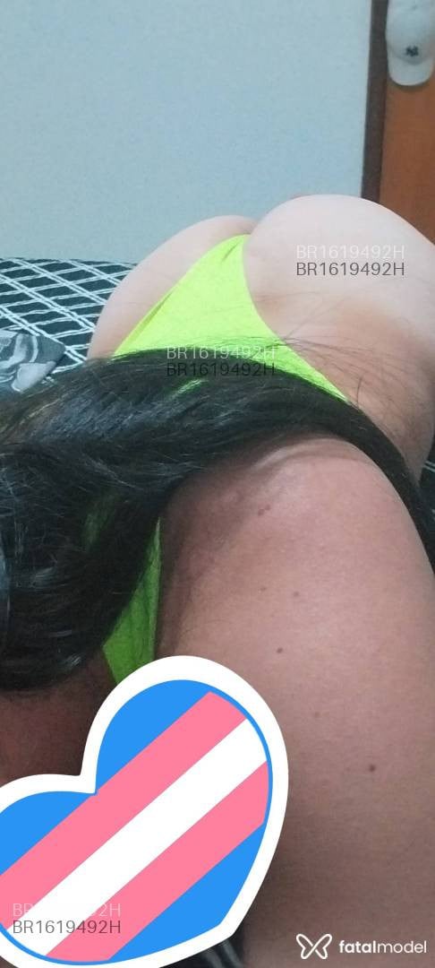 Acompanhante mulher trans com cabelo castanho de olhos castanhos em Lages - Micaela