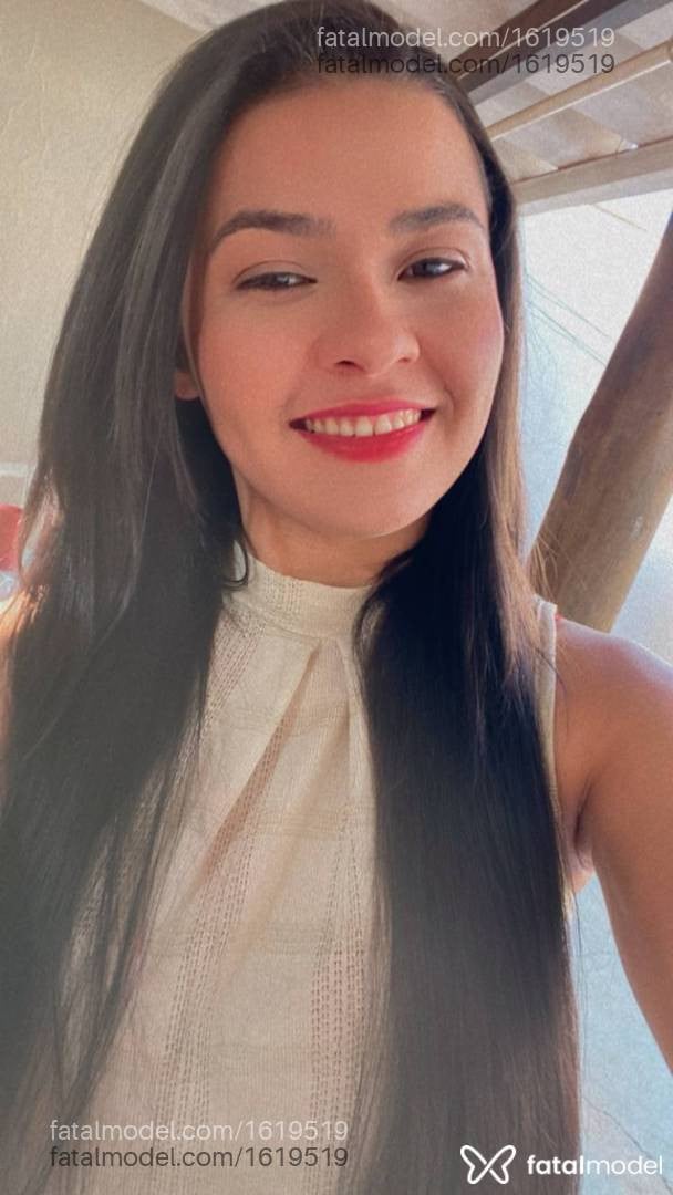 Acompanhante mulher morena (o) de olhos pretos em Fernandópolis - Helena