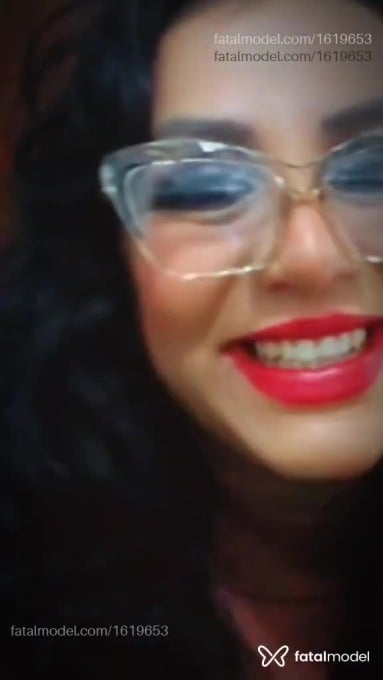 Acompanhante mulher com cabelo castanho de olhos castanhos em Atibaia Acompanhante mulher com cabelo castanho de olhos castanhos em Atibaia - Mia Maya