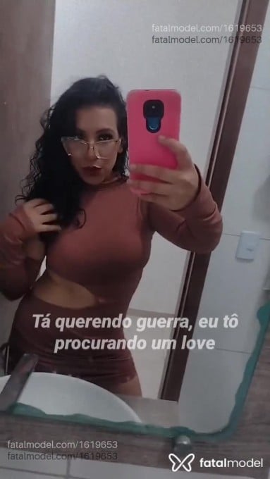 Acompanhante mulher com cabelo castanho de olhos castanhos em Atibaia Acompanhante mulher com cabelo castanho de olhos castanhos em Atibaia - Mia Maya