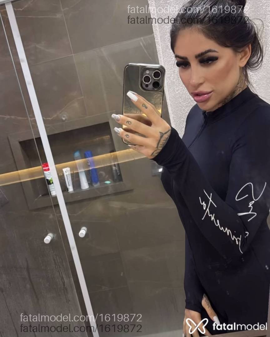 Acompanhante mulher com cabelo castanho de olhos castanhos em Chapecó - GABY PRADO