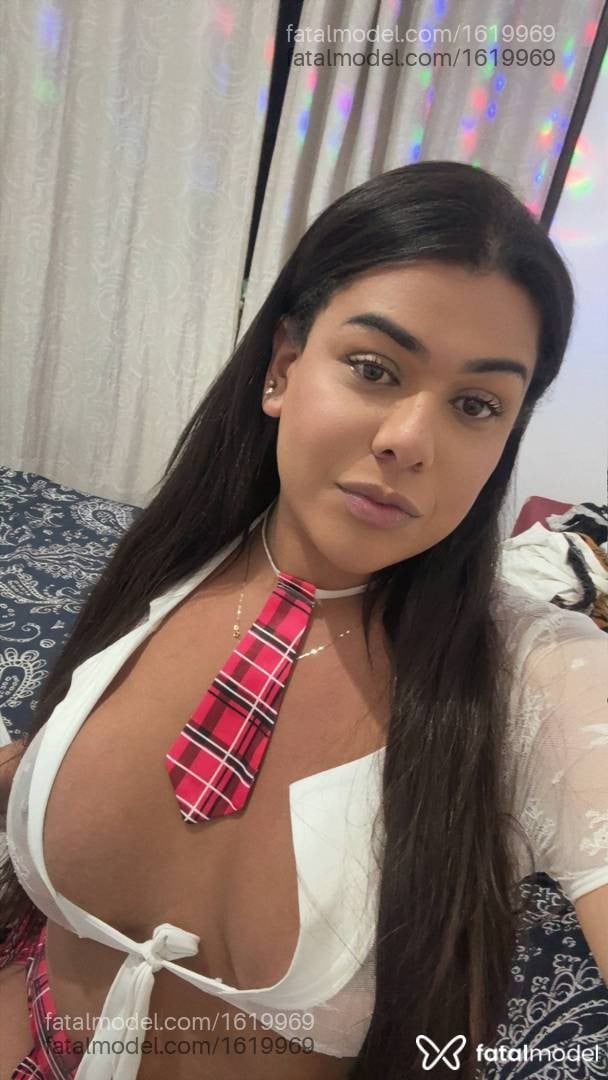 Acompanhante travesti morena (o) de olhos castanhos - Milena Acompanhante travesti morena (o) de olhos castanhos - Milena