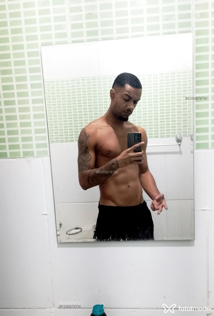 Acompanhante homem morena (o) de olhos castanhos em Rio de Janeiro Acompanhante homem morena (o) de olhos castanhos em Rio de Janeiro - Fabian Nascimentto
