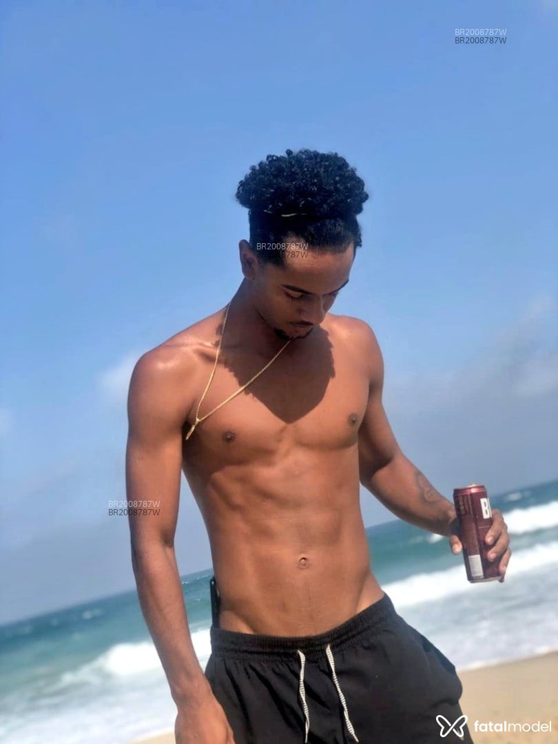 Acompanhante homem morena (o) de olhos castanhos em Rio de Janeiro Acompanhante homem morena (o) de olhos castanhos em Rio de Janeiro - Fabian Nascimentto