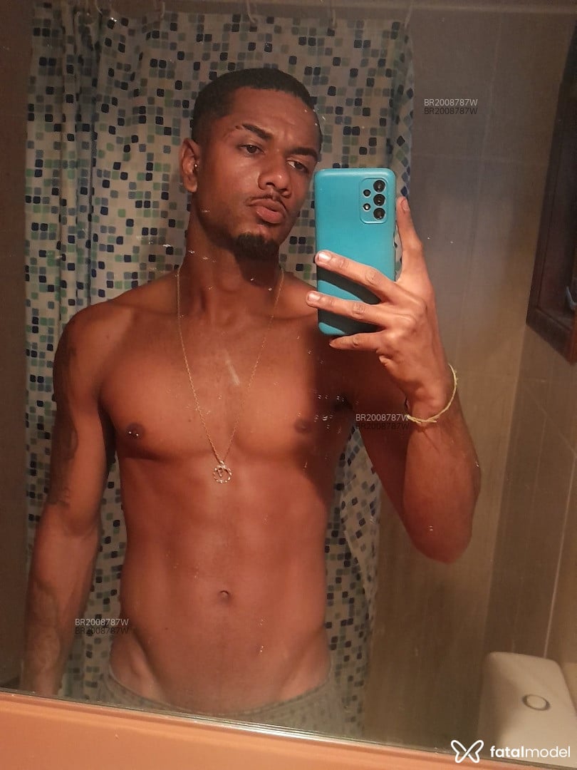 Acompanhante homem morena (o) de olhos castanhos em Rio de Janeiro Acompanhante homem morena (o) de olhos castanhos em Rio de Janeiro - Fabian Nascimentto