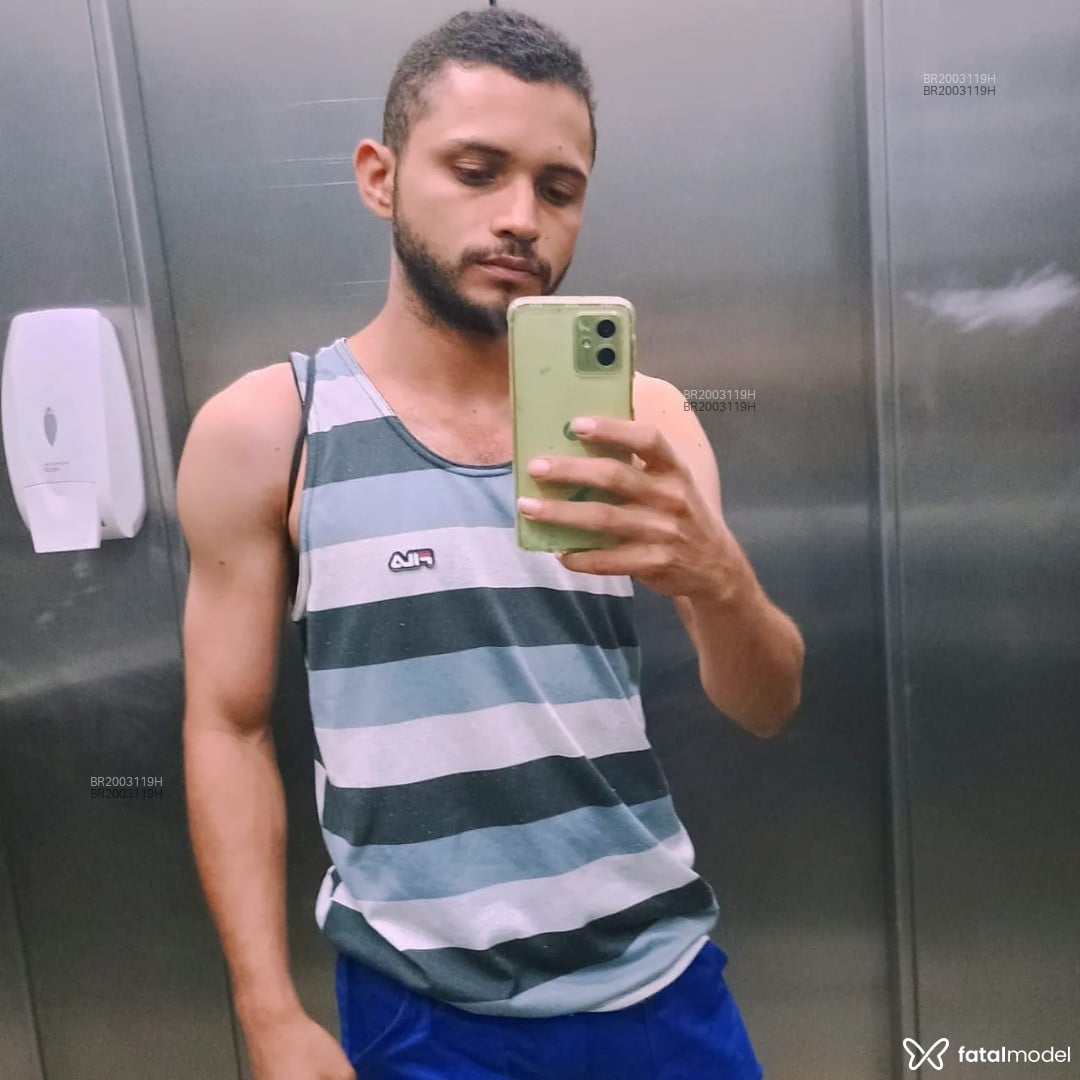 Acompanhante homem morena (o) de olhos pretos em Goiânia - Fernan Gods