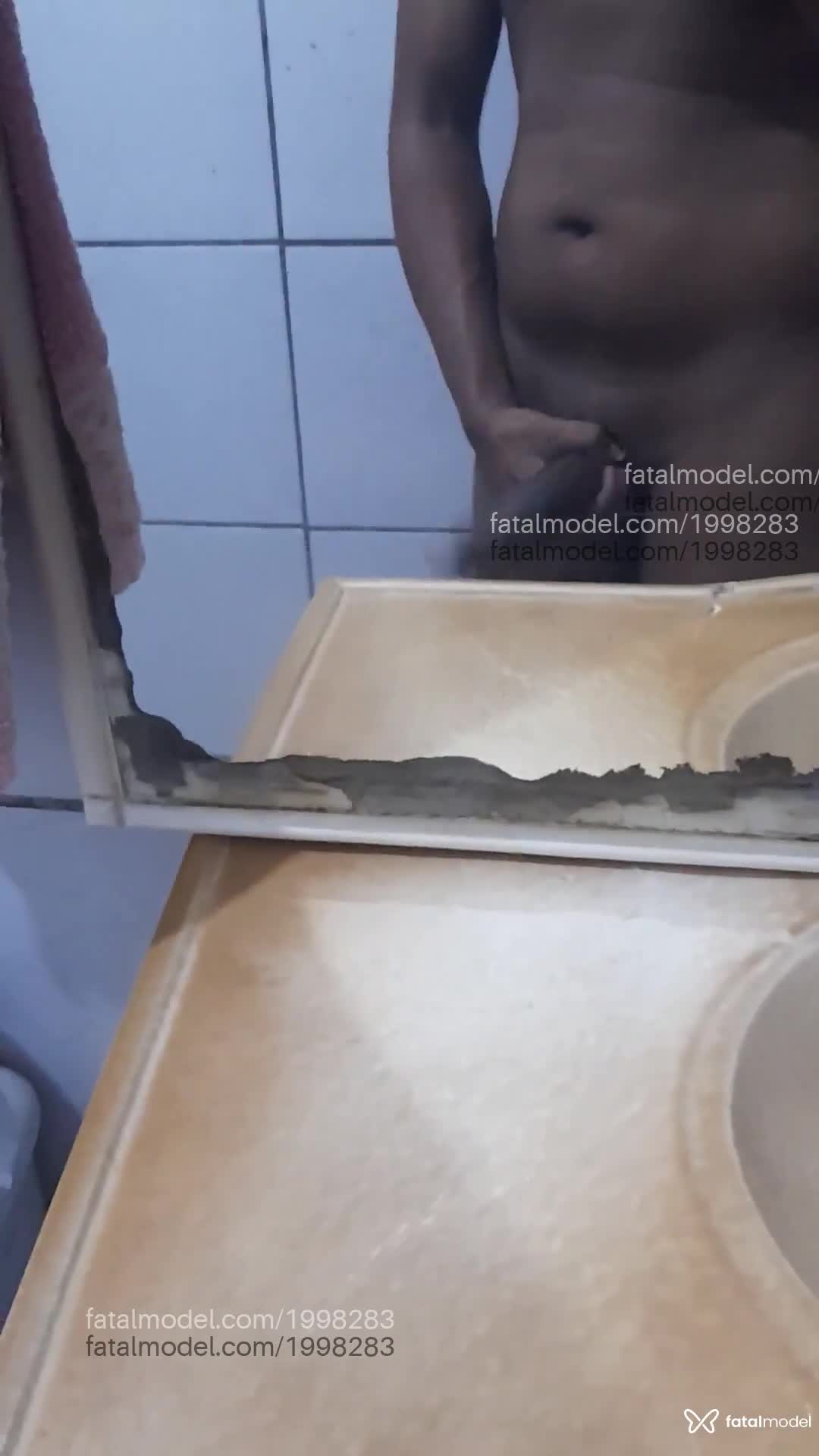 Acompanhante homem com cabelo castanho de olhos pretos em São João da Barra Acompanhante homem com cabelo castanho de olhos pretos em São João da Barra - Abner