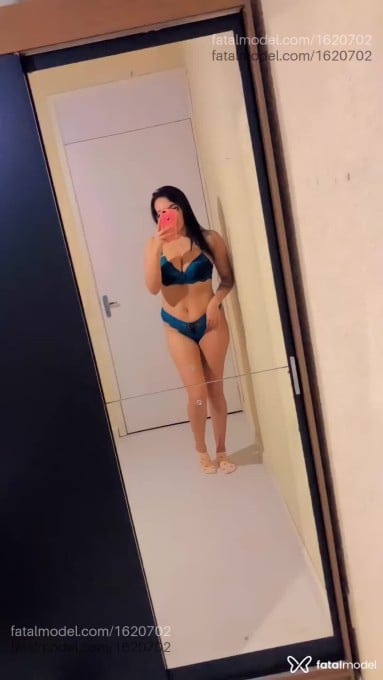Acompanhante mulher morena (o) de olhos pretos em Casca Acompanhante mulher morena (o) de olhos pretos em Casca - Princesinhaaaa