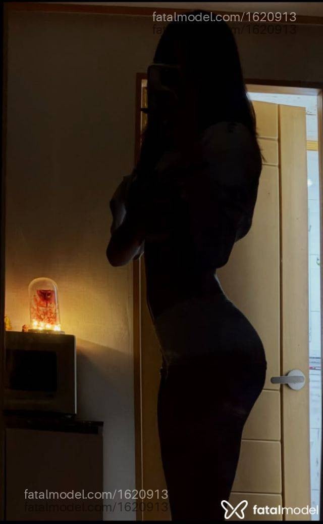 Acompanhante mulher morena (o) de olhos pretos em Teófilo Otoni - Kaka