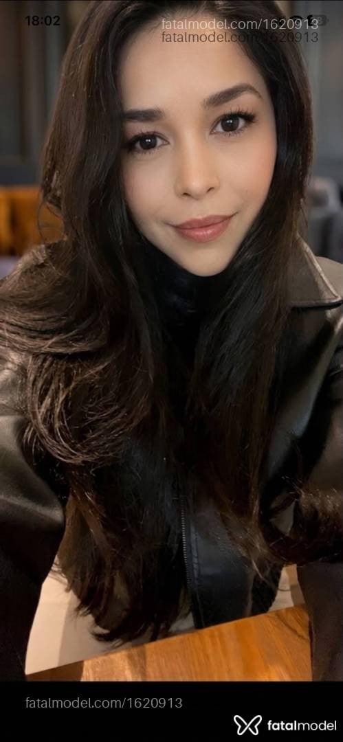 Acompanhante mulher morena (o) de olhos pretos - Ana Maria