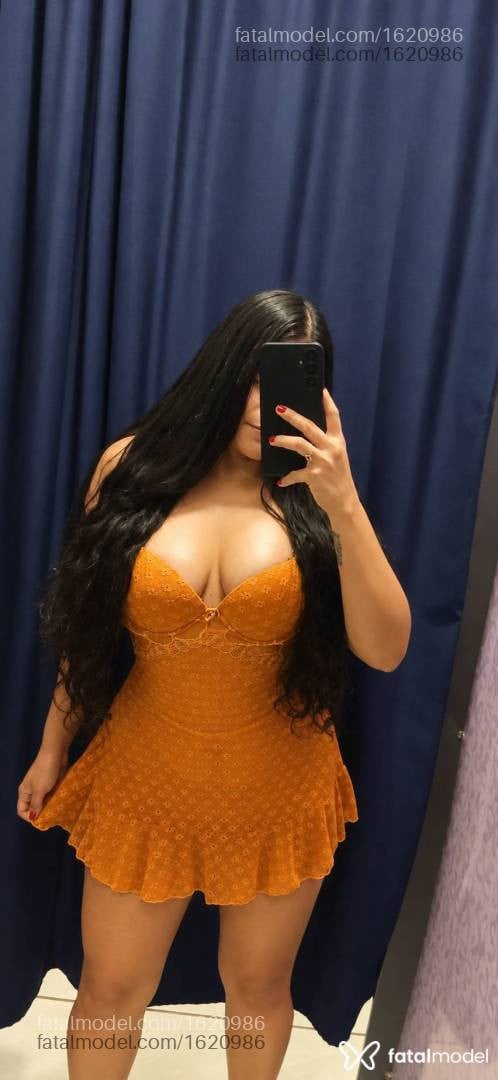 Acompanhante mulher morena (o) de olhos castanhos - Pillar