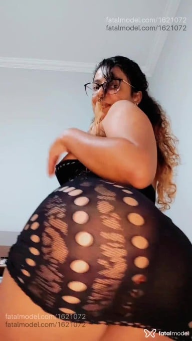 Acompanhante mulher morena (o) de olhos cinza em Virtual Acompanhante mulher morena (o) de olhos cinza em Virtual - Verônica Sanchez