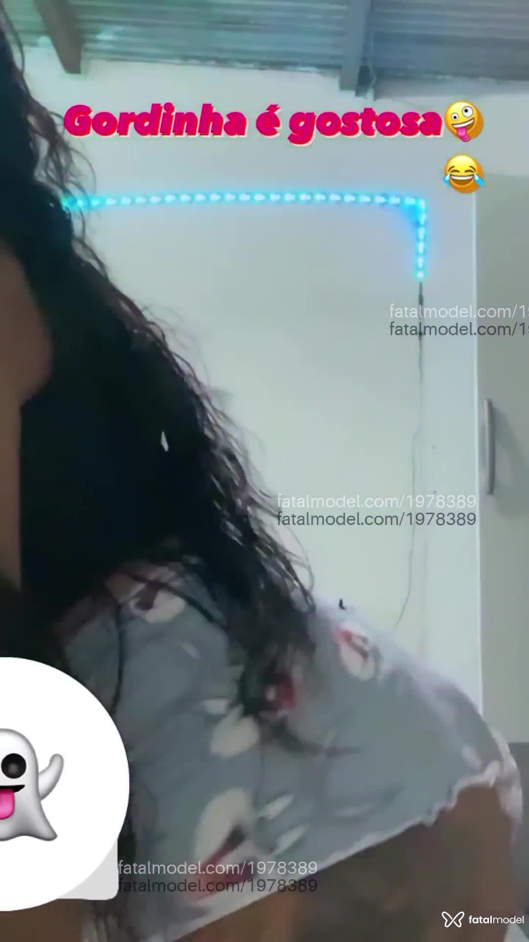 Acompanhante mulher trans morena (o) de olhos castanhos em João Pessoa - Indiaportiguar