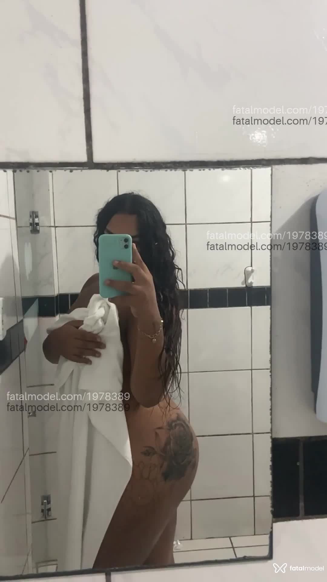 Acompanhante mulher trans morena (o) de olhos castanhos em João Pessoa - Indiaportiguar