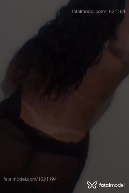 Acompanhante mulher morena (o) de olhos pretos - Yara Lovatelli Acompanhante mulher morena (o) de olhos pretos - Yara Lovatelli
