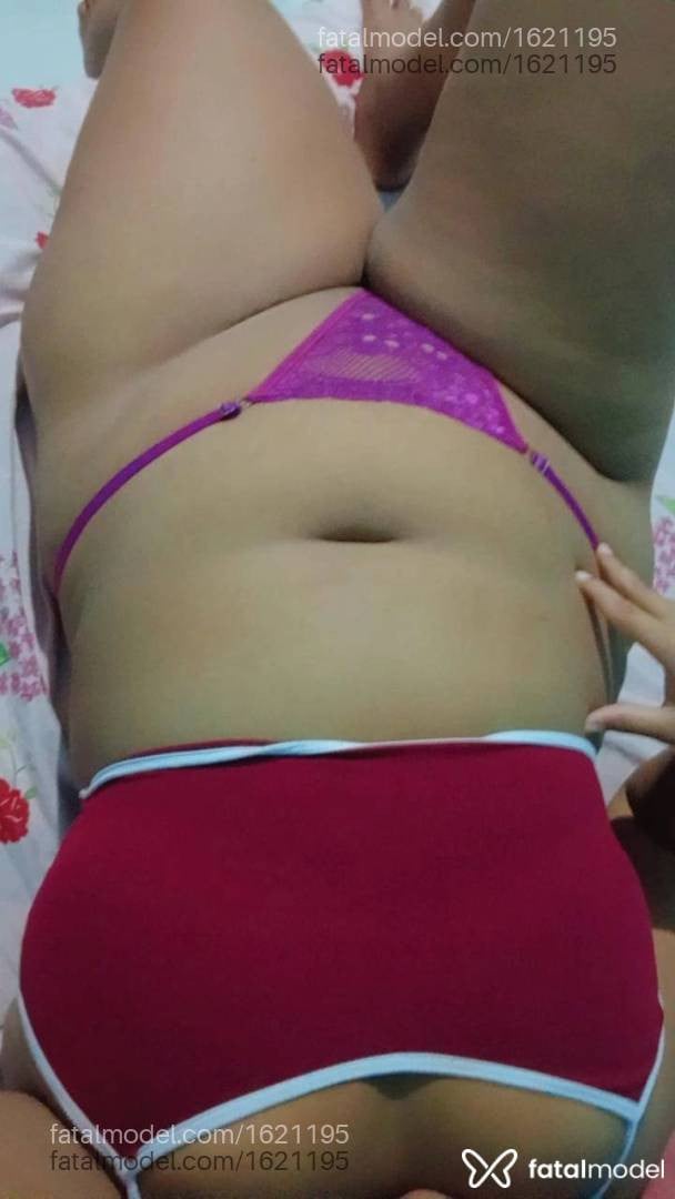 Acompanhante mulher com cabelo castanho de olhos castanhos - Rebeca