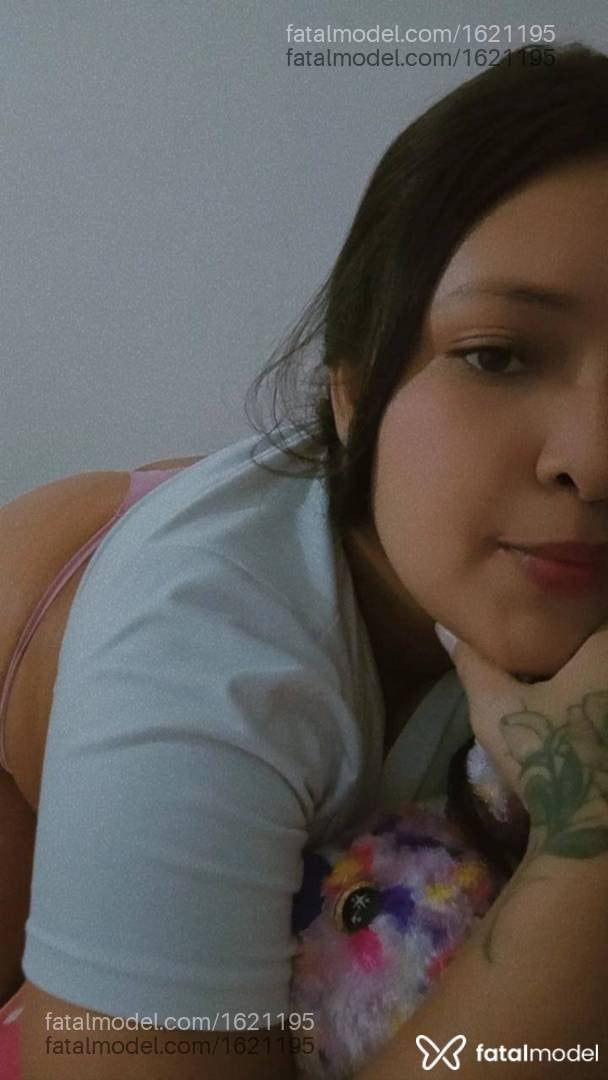 Acompanhante mulher com cabelo castanho de olhos castanhos - Rebeca