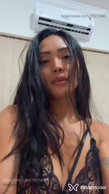 Acompanhante mulher com cabelo castanho de olhos castanhos em Três Lagoas - Serena Hills