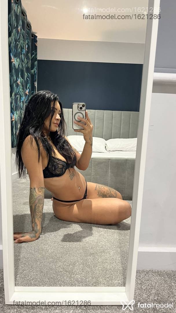 Acompanhante mulher com cabelo castanho de olhos castanhos em Três Lagoas - Serena Hills