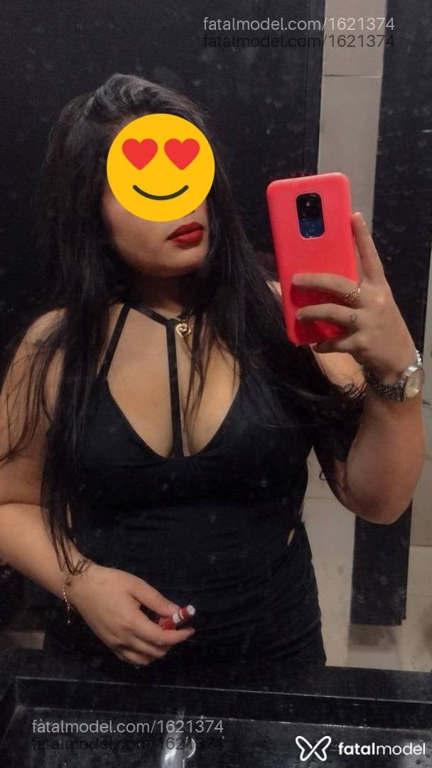 Acompanhante mulher morena (o) de olhos castanhos - Lorena Orsini Acompanhante mulher morena (o) de olhos castanhos - Lorena Orsini