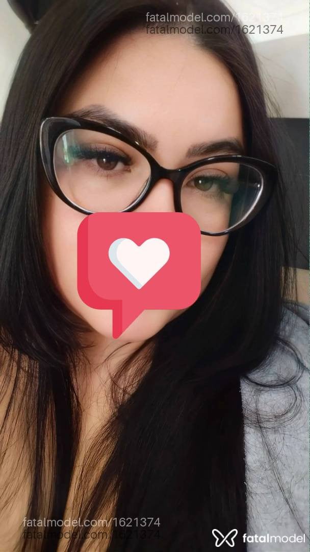 Acompanhante mulher morena (o) de olhos castanhos - Lorena Orsini