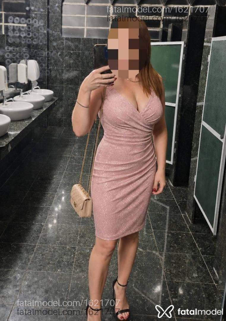 Acompanhante mulher ruiva (o) de olhos castanhos - Gabrielly Padilha