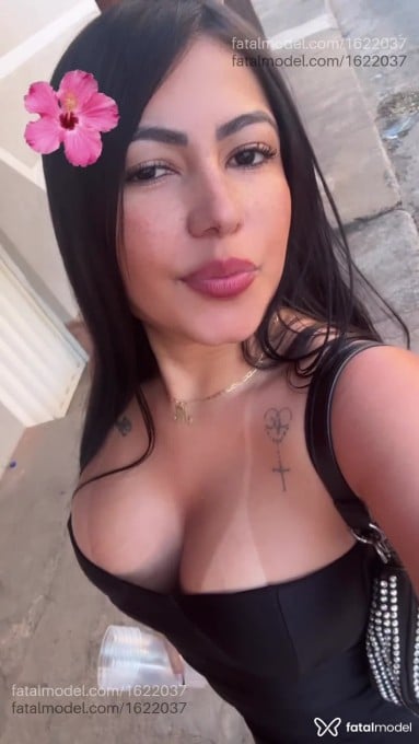 Acompanhante mulher morena (o) de olhos pretos em Cristalina - Natalie
