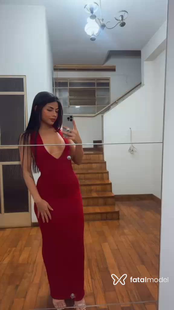 Acompanhante mulher morena (o) de olhos castanhos - Yasmin Lopes