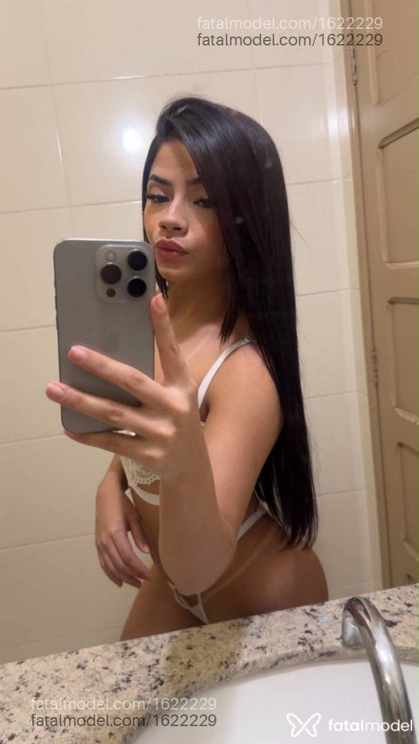 Acompanhante mulher morena (o) de olhos castanhos - Yasmin Lopes