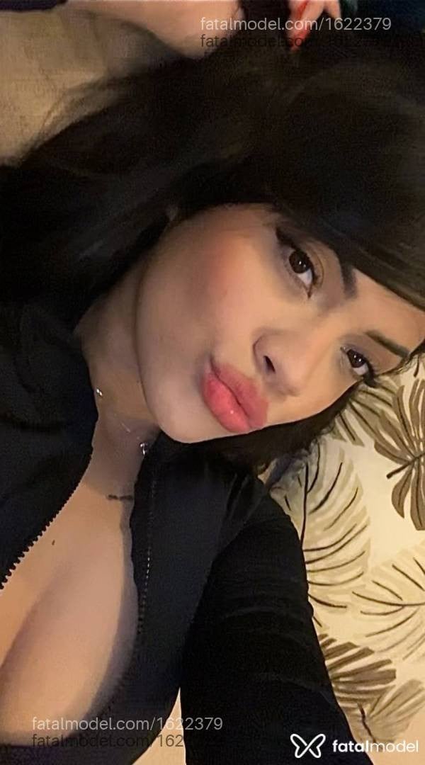 Acompanhante mulher com cabelo castanho de olhos castanhos - Lua Sampaio