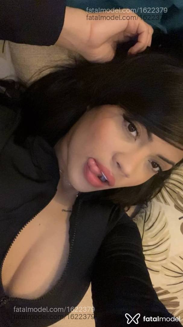 Acompanhante mulher com cabelo castanho de olhos castanhos - Lua Sampaio