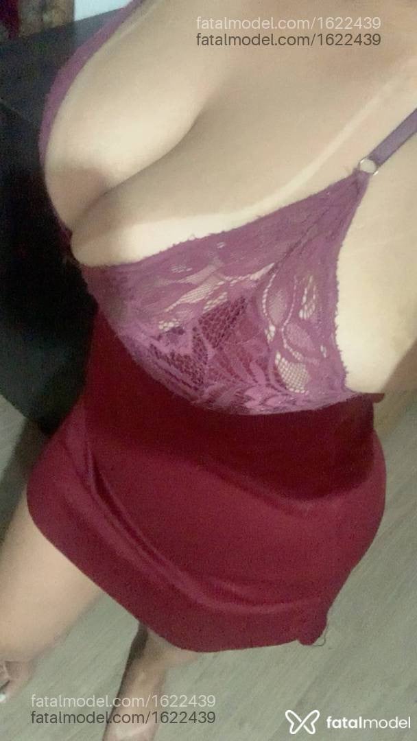 Acompanhante mulher morena (o) de olhos castanhos - Beatriz