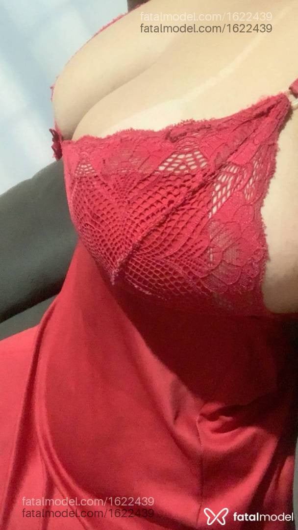Acompanhante mulher morena (o) de olhos castanhos - Beatriz