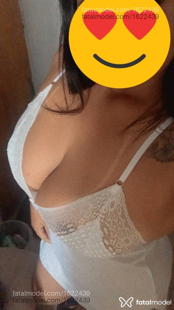 Acompanhante mulher morena (o) de olhos castanhos - Beatriz